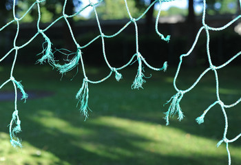 Foto zum Beitrag: Beschädigte Tornetze der Seniorentore
